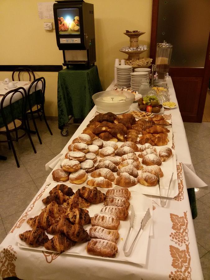 Hotel Andrea'S Rimini Eksteriør bilde