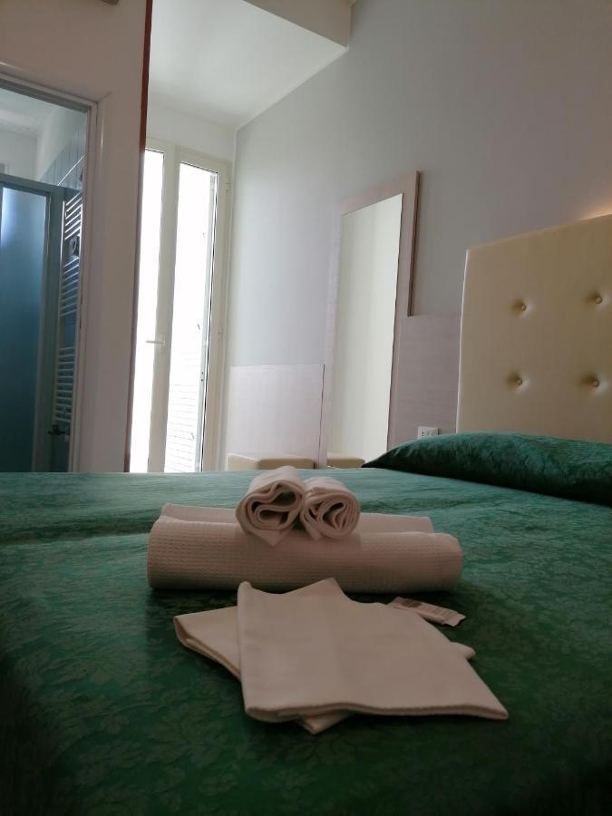 Hotel Andrea'S Rimini Eksteriør bilde